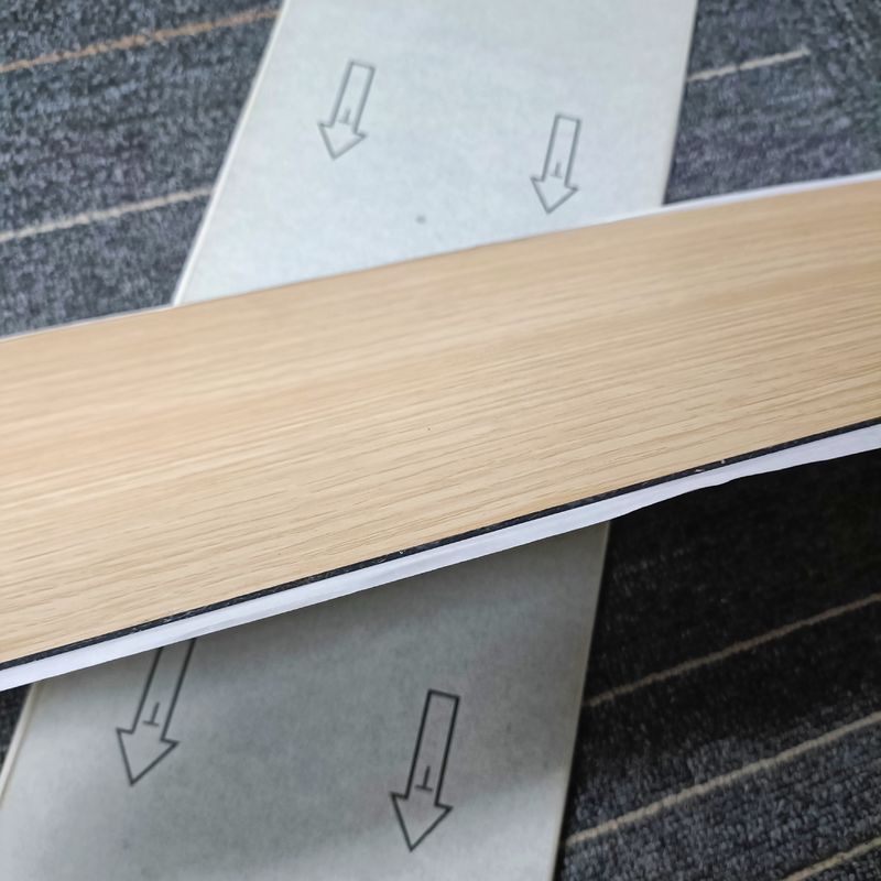 کفپوش وینیلی رله PVC LVT خود چسب 2mm کفپوش وینیلی لوکس