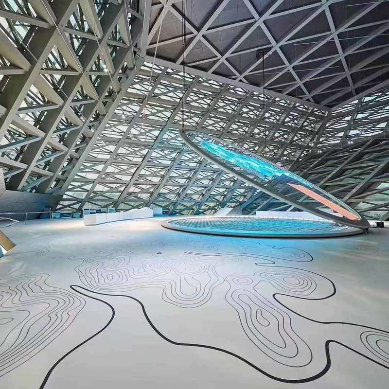 کفپوش های لاستیکی سازگار با محیط زیست، مقاوم در برابر فرسایش و ضد لغزشی برای سالن های نمایشگاه